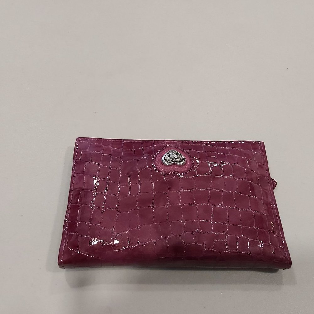 Brighton BELLISSIMO HEART Purple Guavaberry Croco Folio Wallet MSRP $160 USD